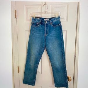 Levi’s Wedgie Straight Jeans!